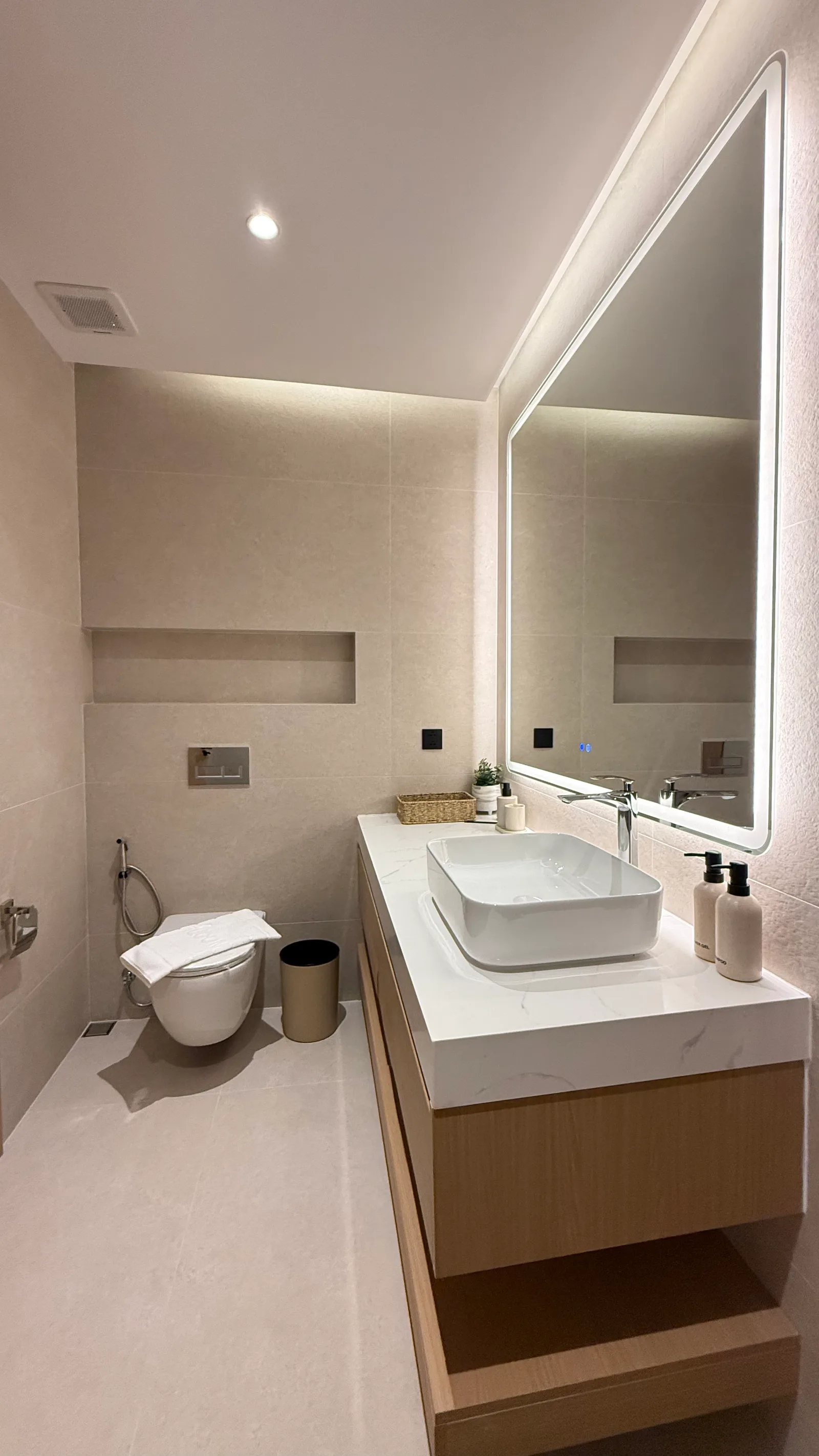3-bedroom condo, 133 sqm