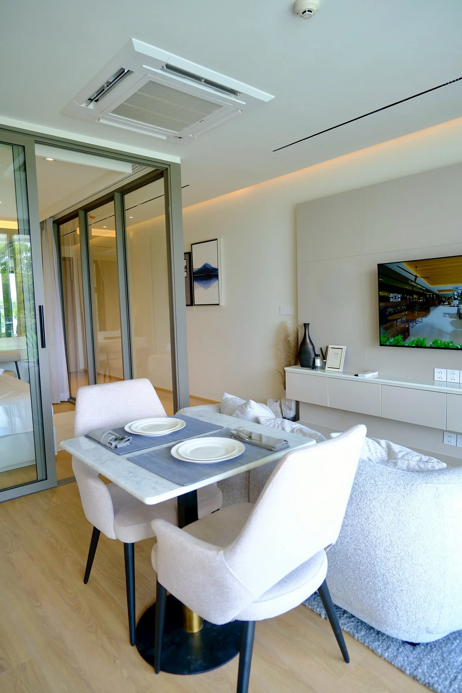 1-bedroom condo, 48 sqm