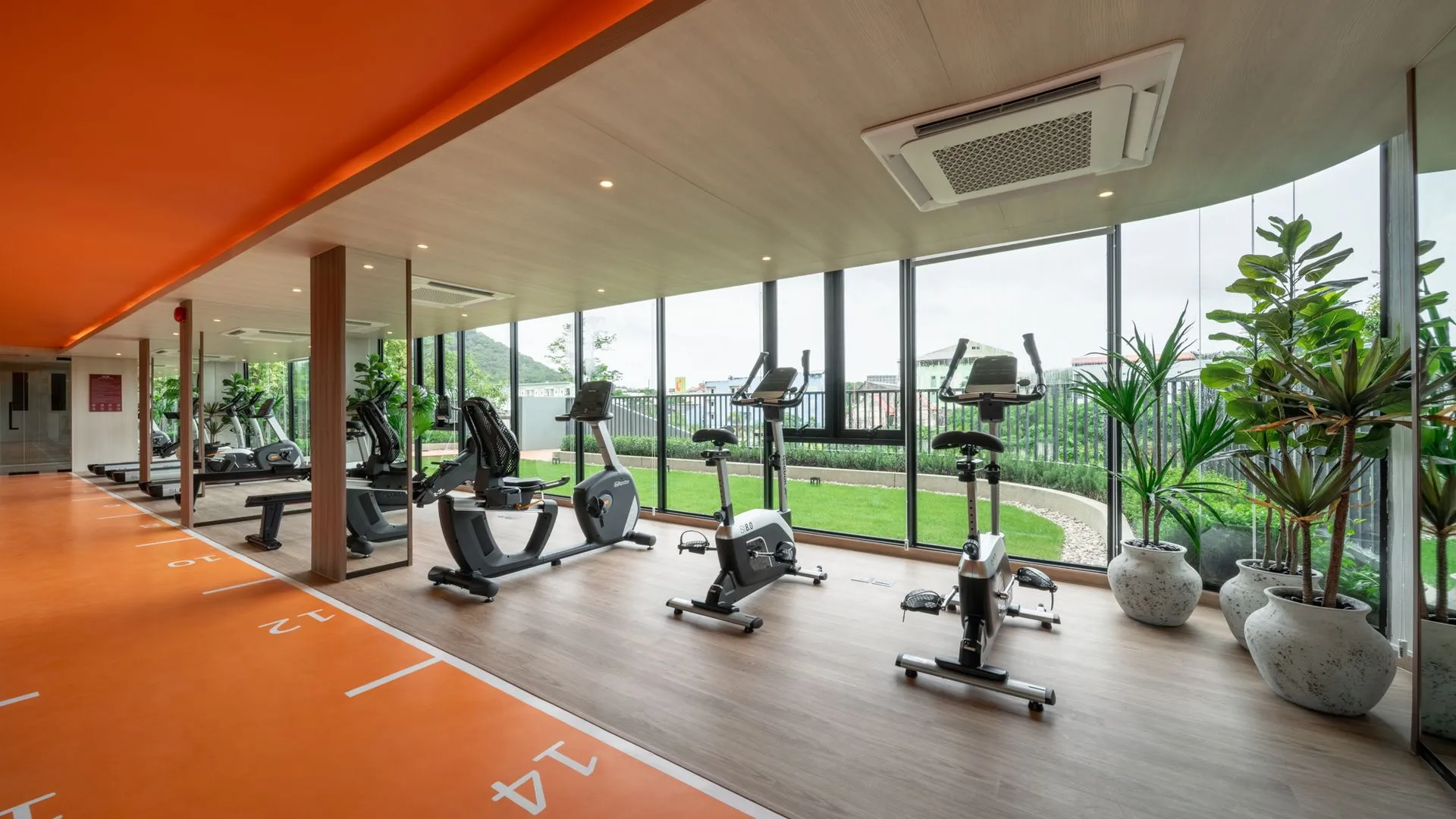 2-bedroom condo, 52 sqm