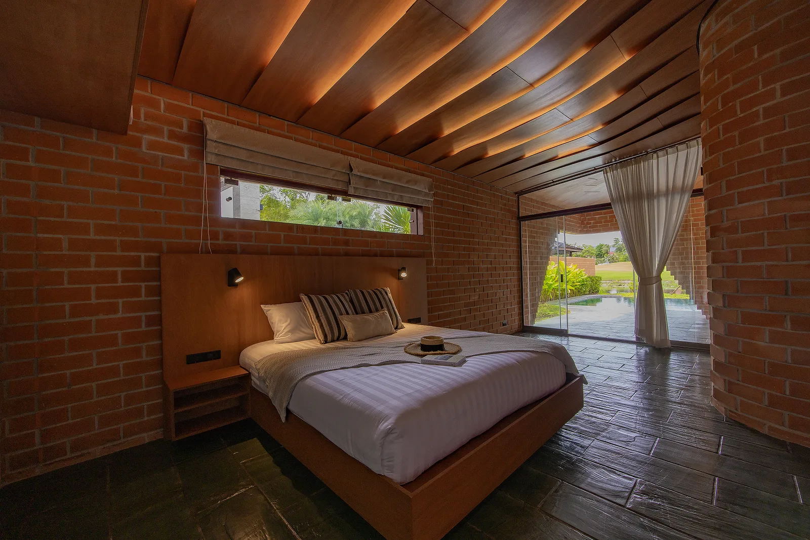 4-bedroom villa, 689 sqm