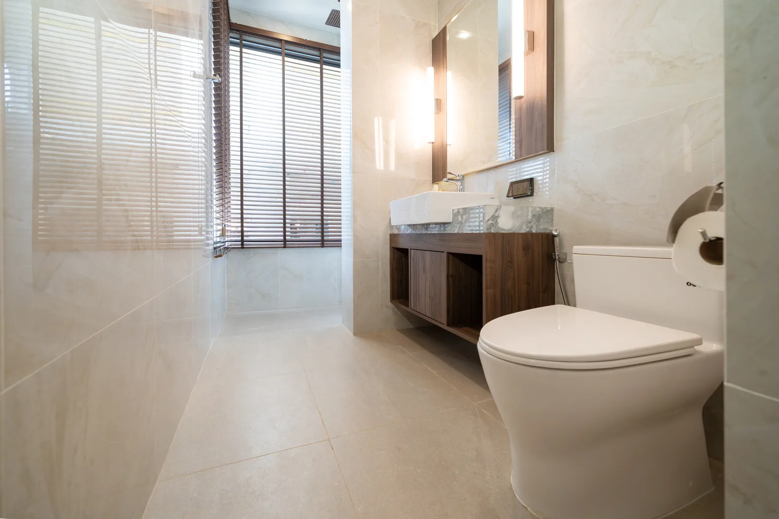 4-bedroom condo, 295 sqm