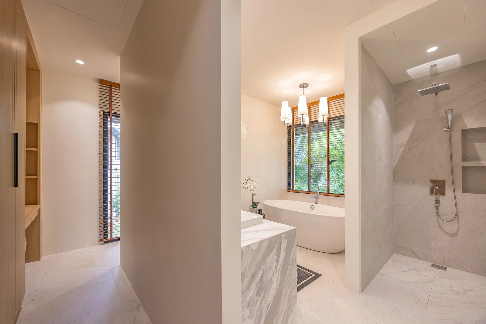 6-bedroom villa, 1325 sqm