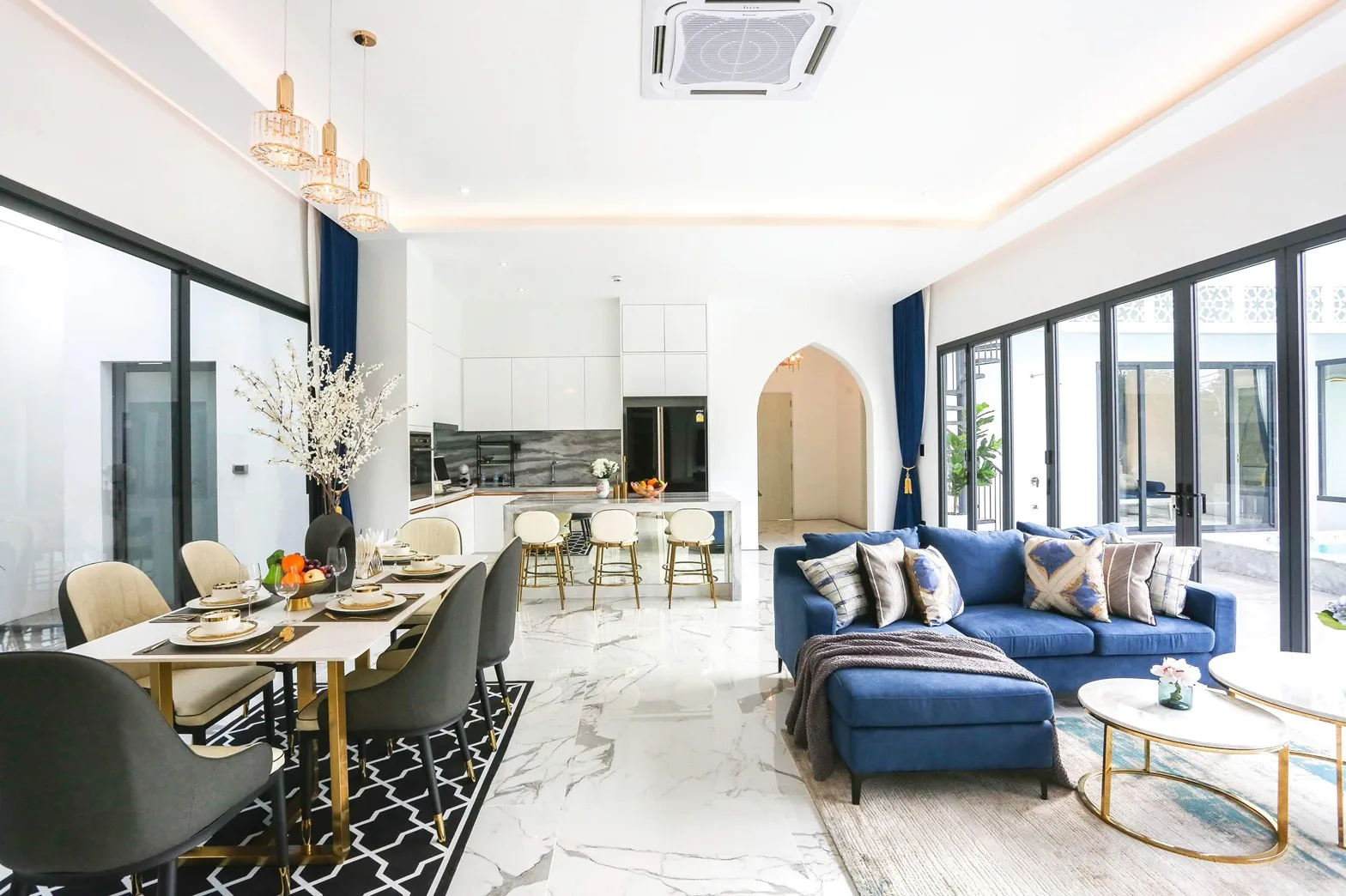 5-bedroom villa, 413 sqm
