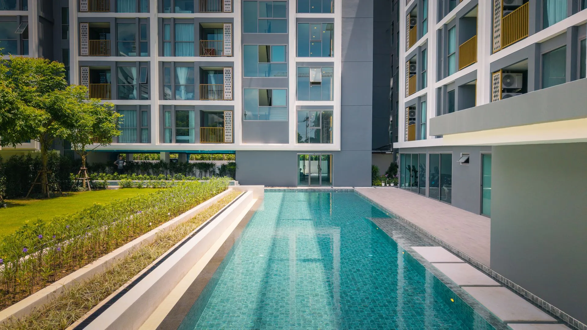 2-bedroom condo, 79 sqm
