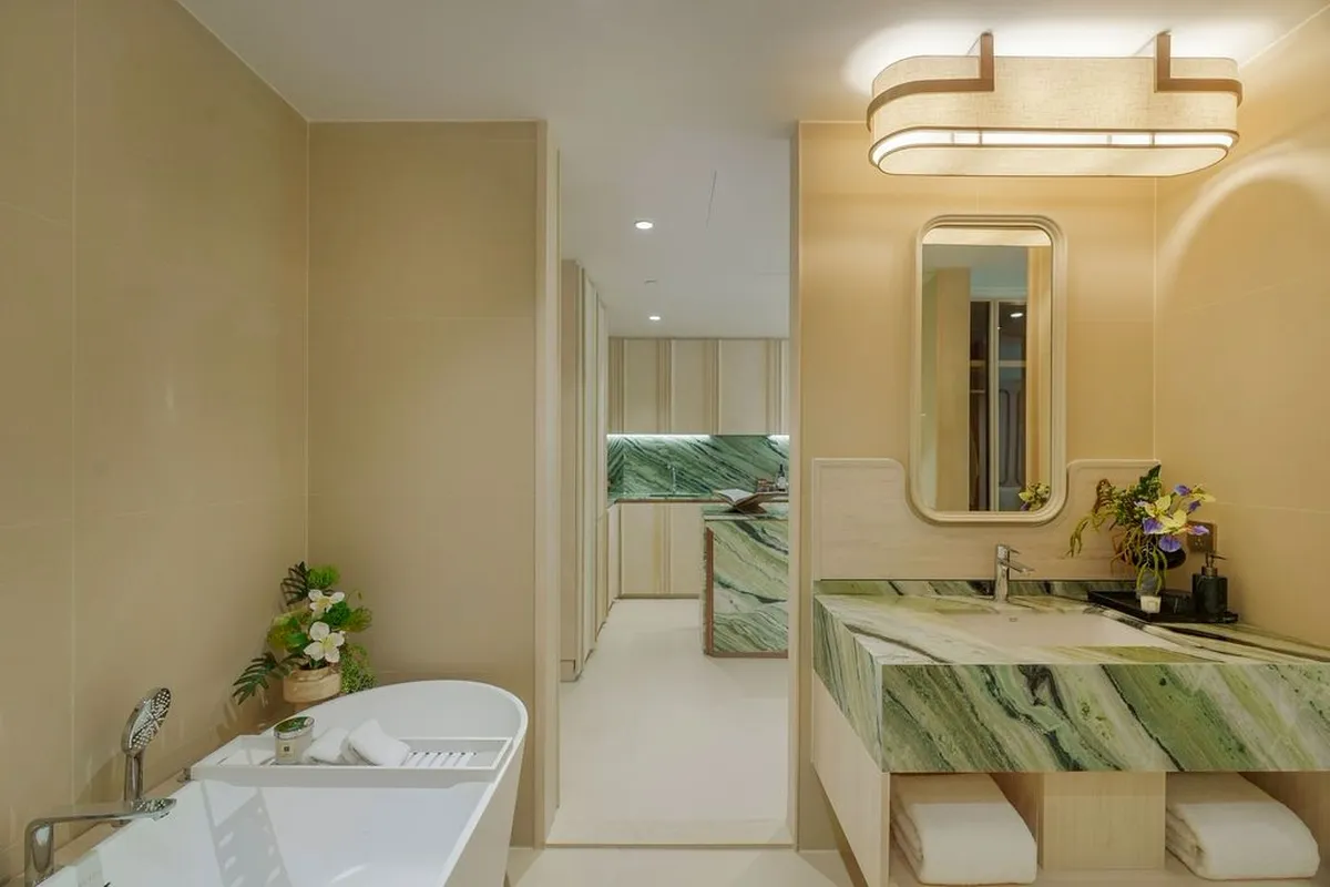 2-bedroom condo, 100 sqm