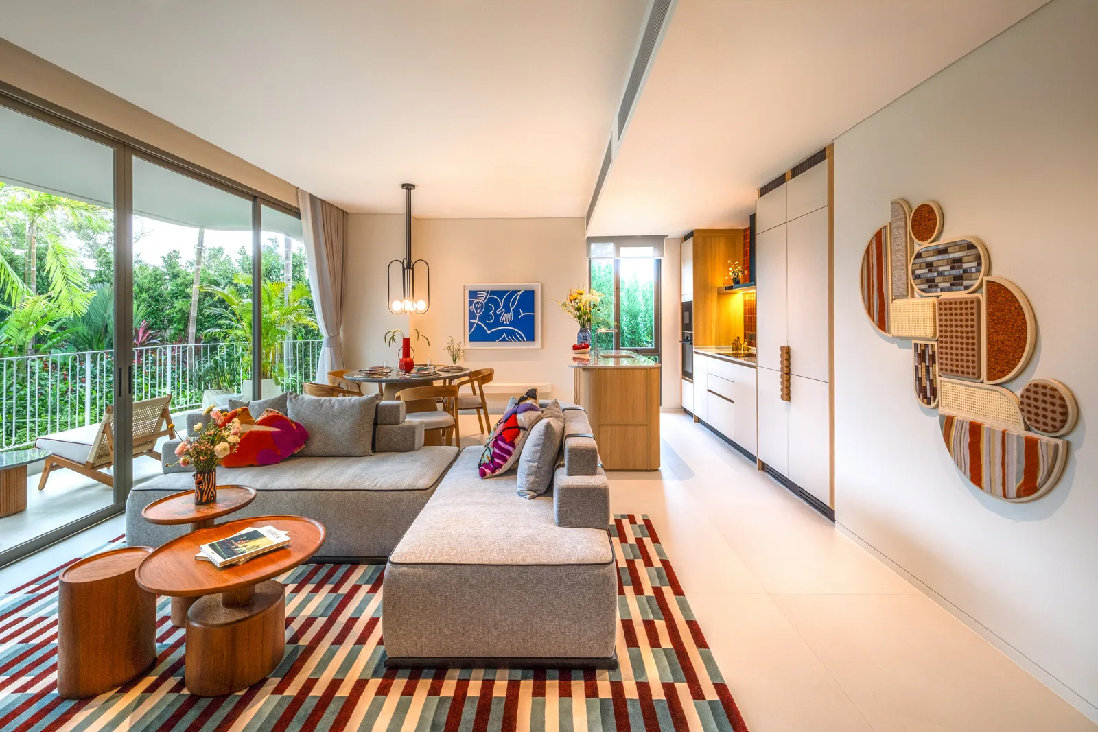 2-bedroom condo, 100 sqm