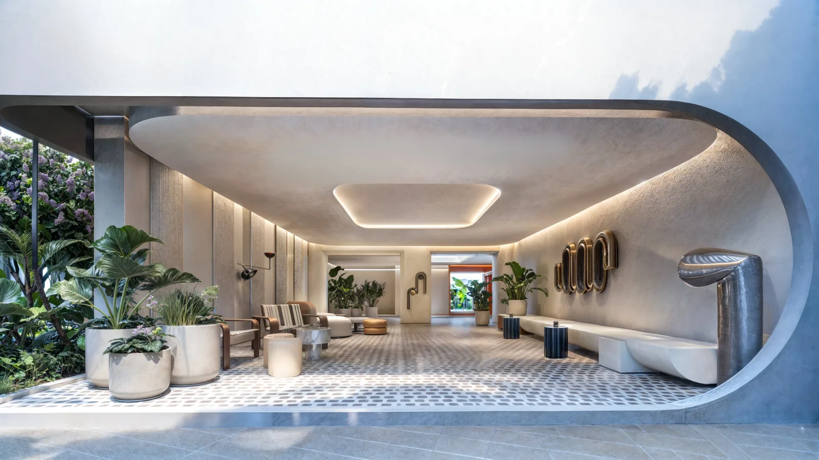 3-bedroom condo, 168 sqm