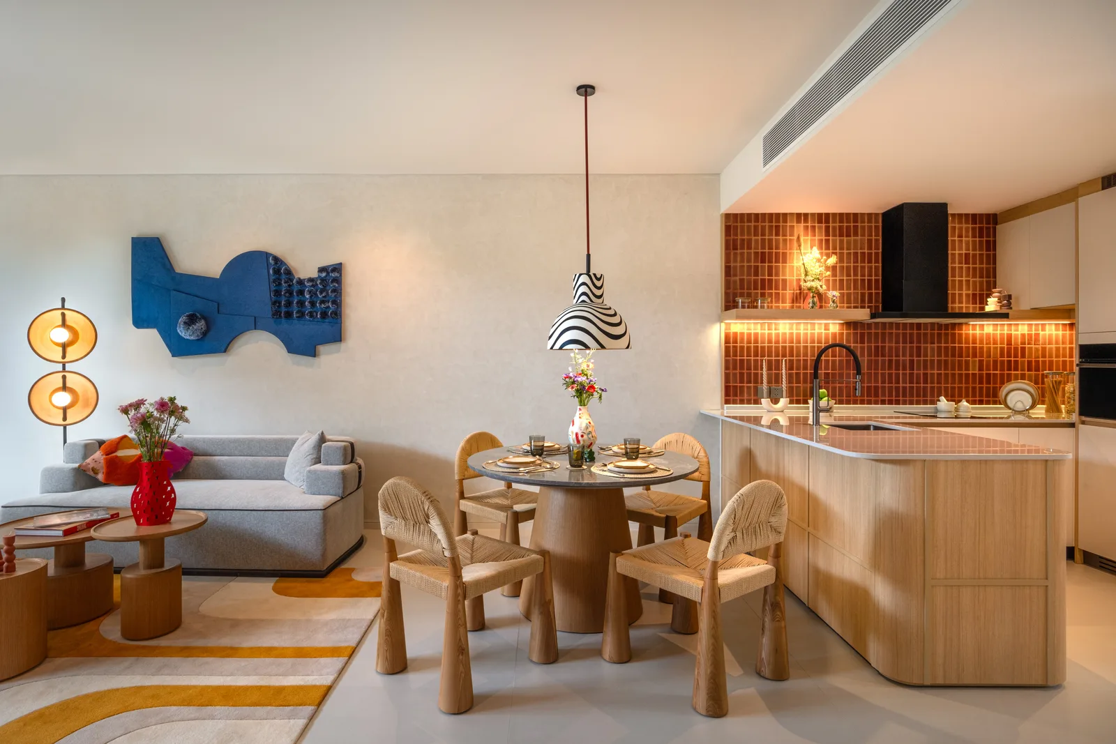 3-bedroom condo, 168 sqm