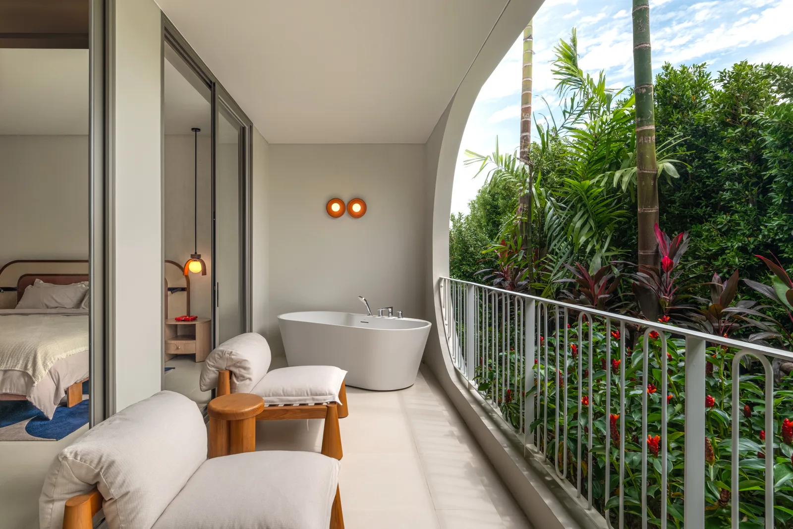 3-bedroom condo, 168 sqm