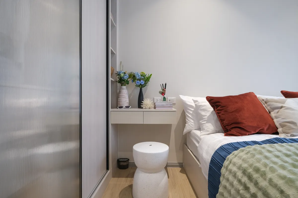 2-bedroom condo, 56 sqm