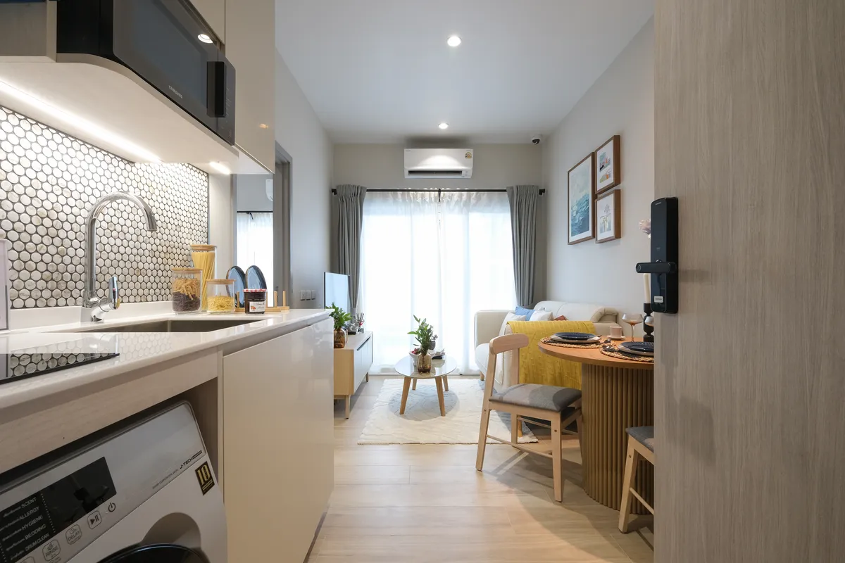 3-bedroom condo, 113 sqm