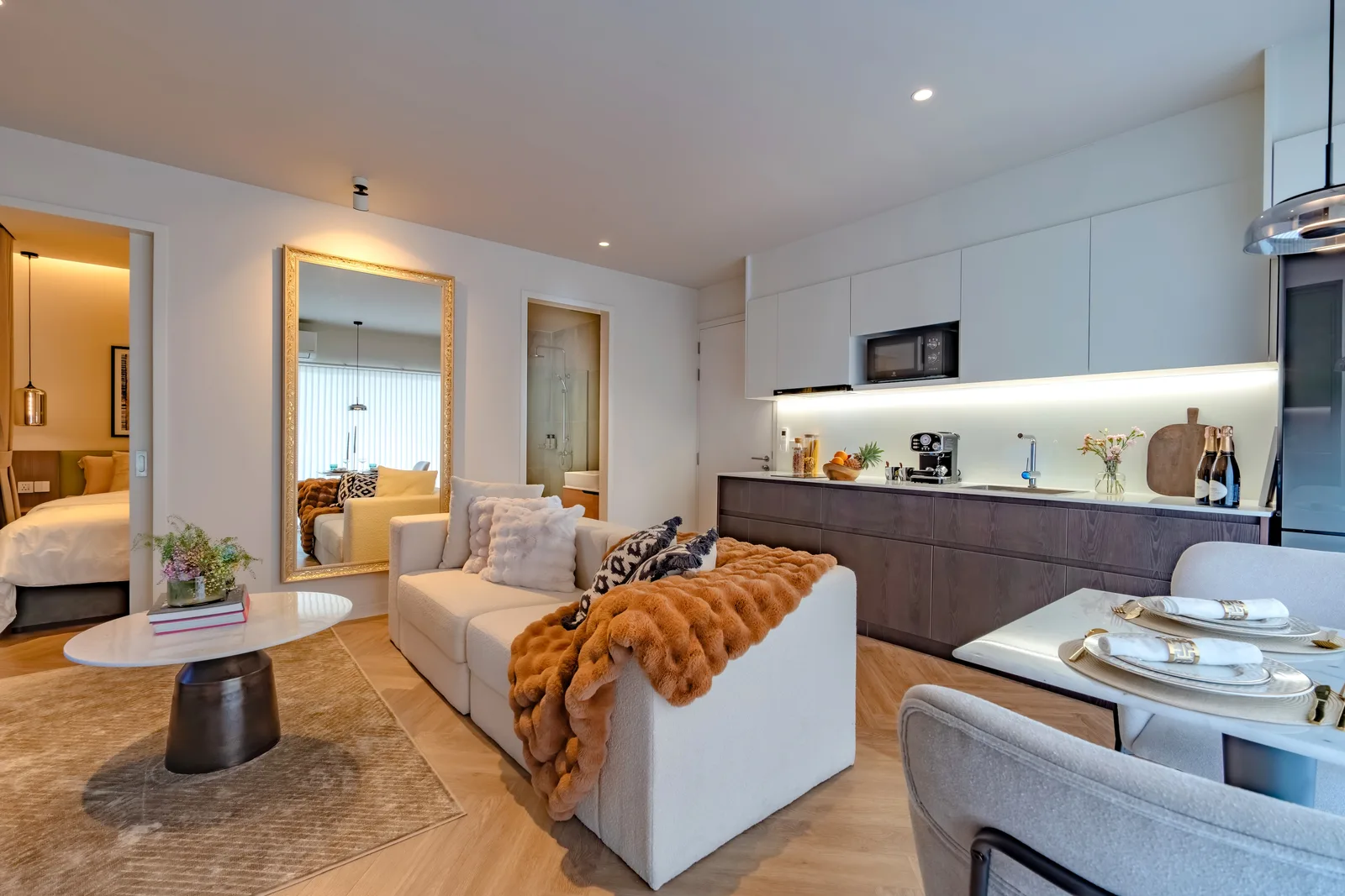 3-bedroom condo, 95 sqm