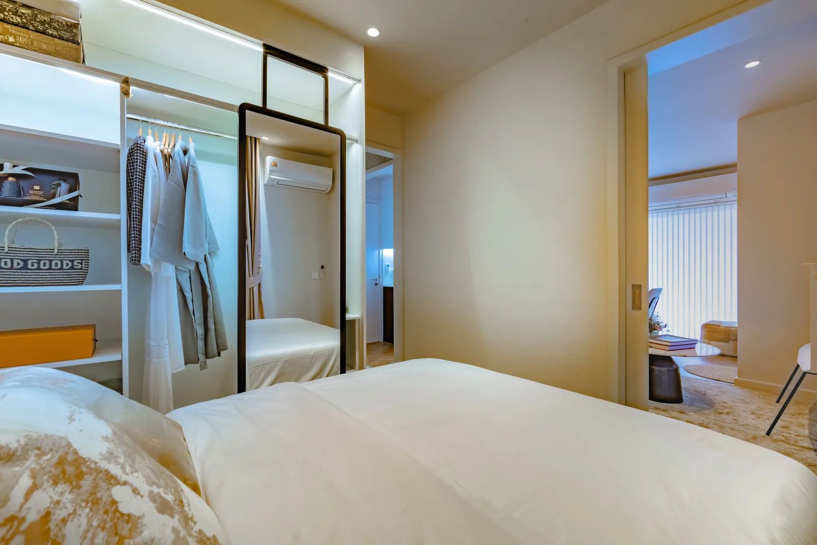 3-bedroom condo, 95 sqm