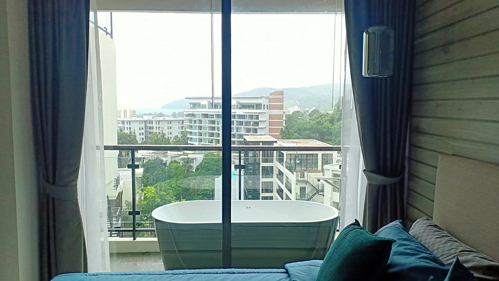 1-bedroom condo, 34 sqm