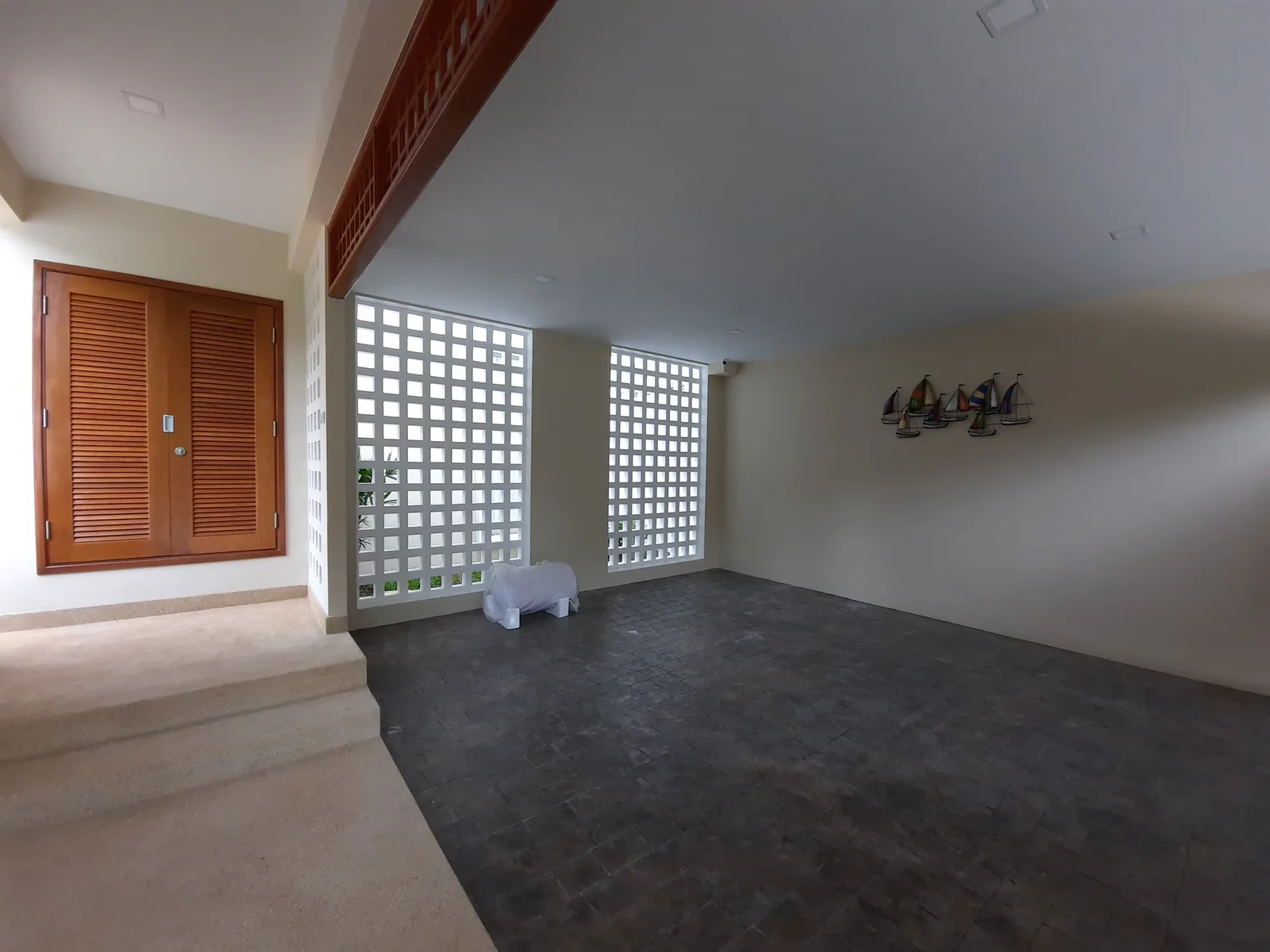 5-bedroom villa, 448 sqm