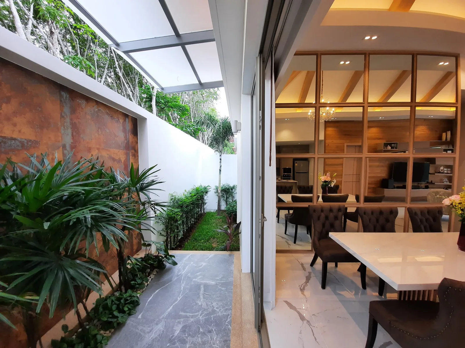 5-bedroom villa, 448 sqm