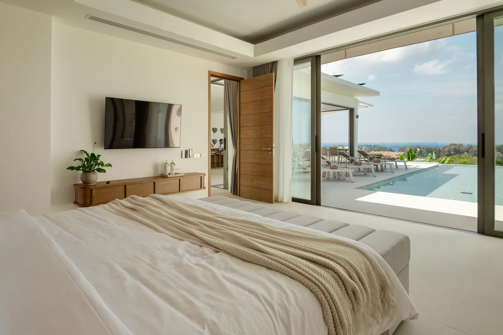 3-bedroom villa, 350 sqm
