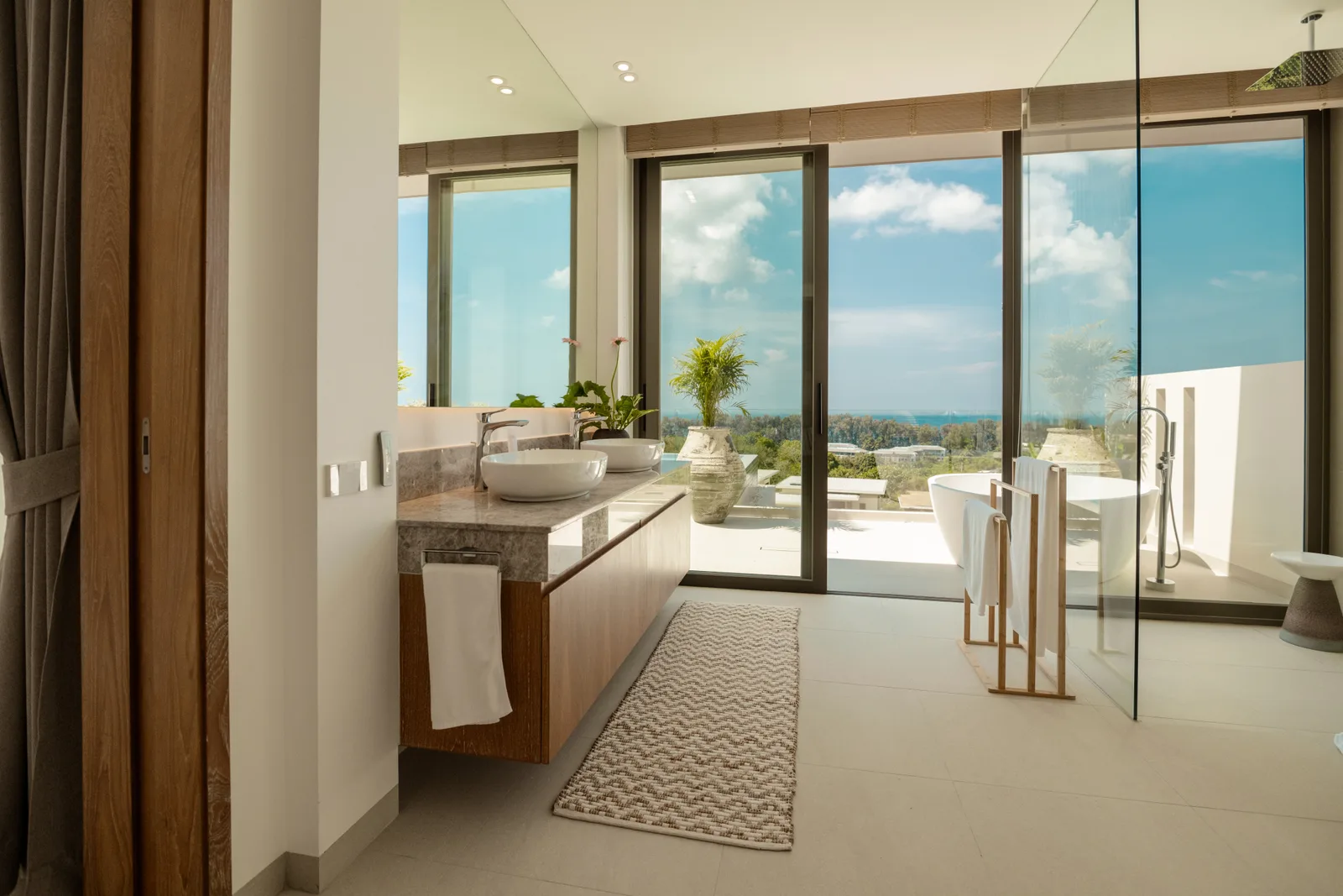 4-bedroom villa, 630 sqm